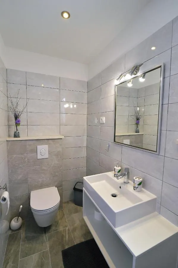 Apt3 - Villa Perla With Swimming Pool, Lovran - Opatija