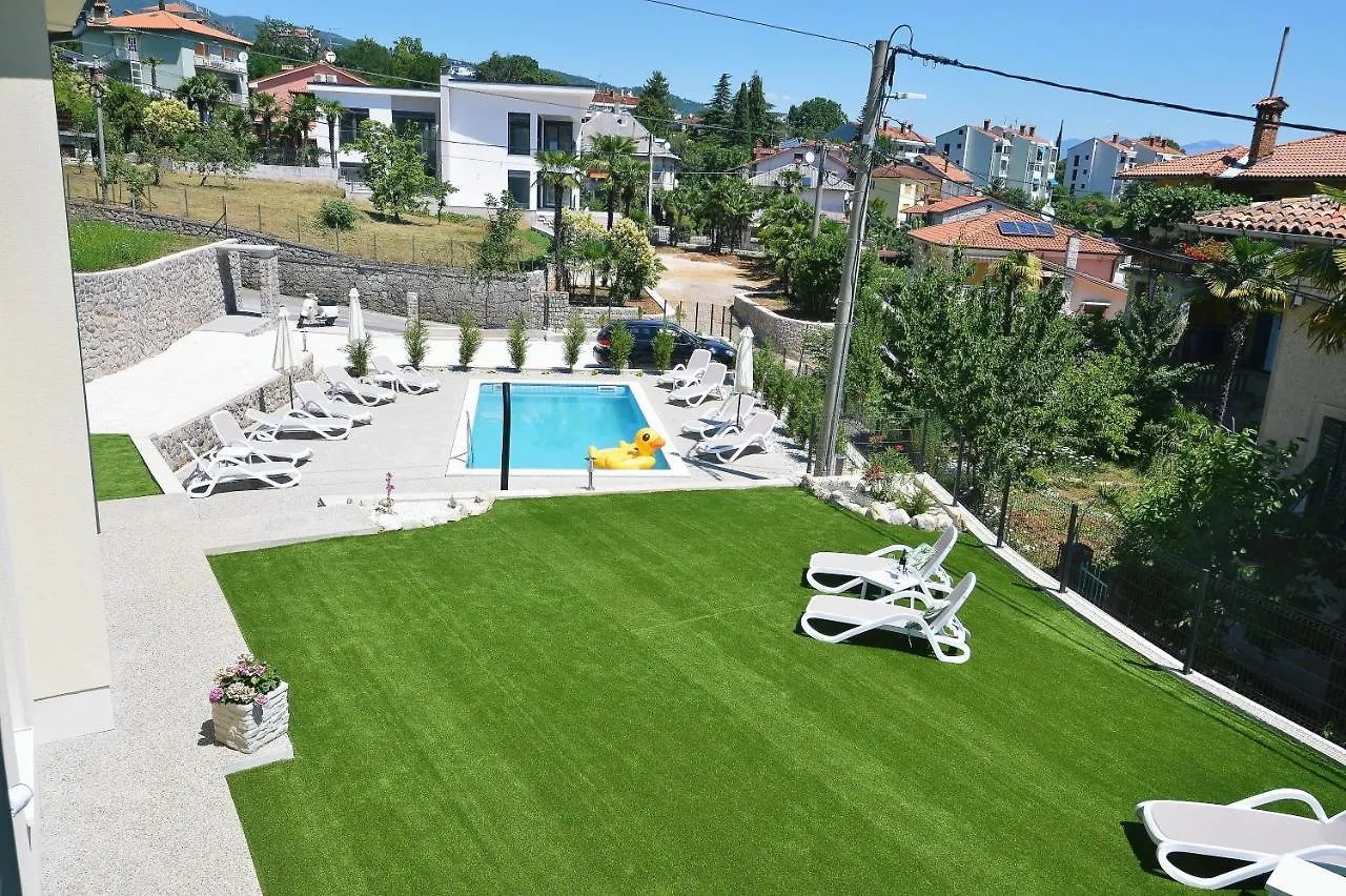 Apartman Apt3 - Villa Perla With Swimming Pool, Lovran - Opatija