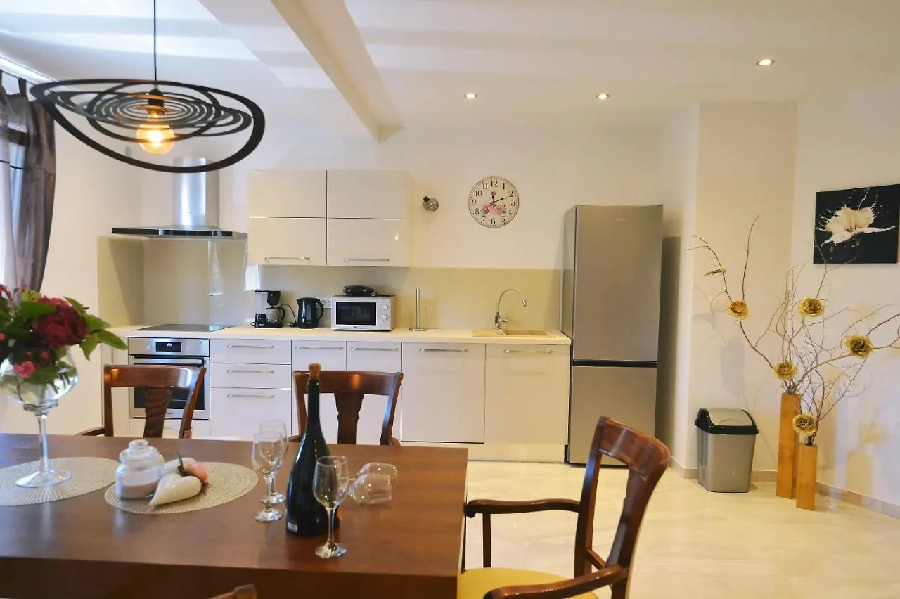 Apt3 - Villa Perla With Swimming Pool, Lovran - Opatija 0*,  Chorwacja
